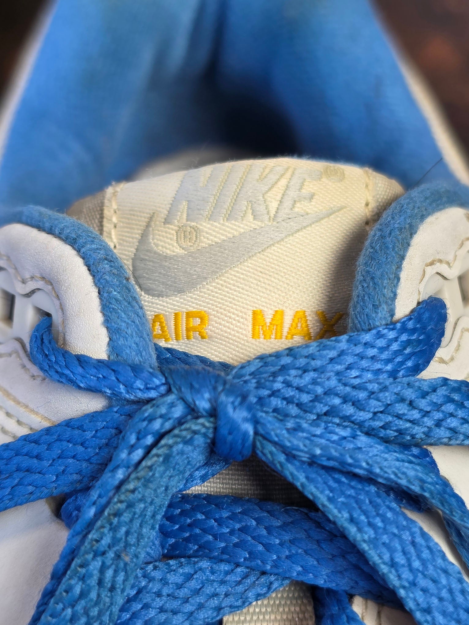 Nike Air Max 1 Signal Blue maat 42,5