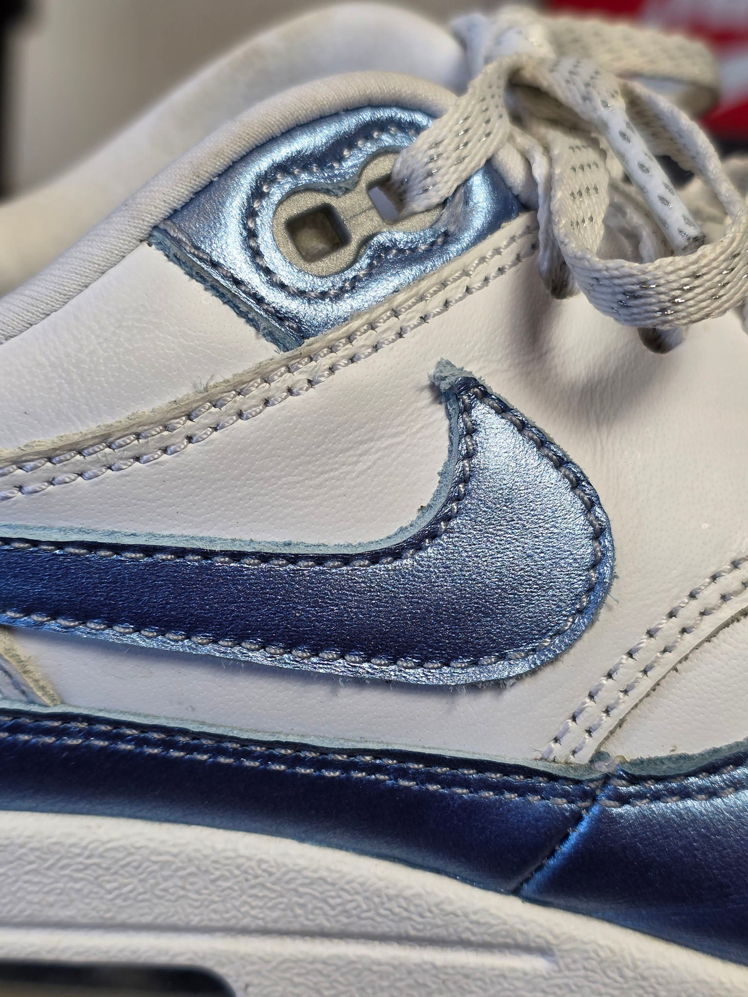 Nike Air Max 1 Metallic Blue maat 38,5