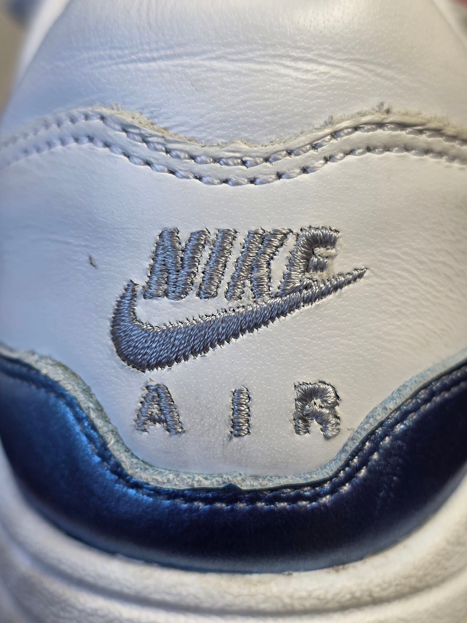 Nike Air Max 1 Metallic Blue maat 38,5