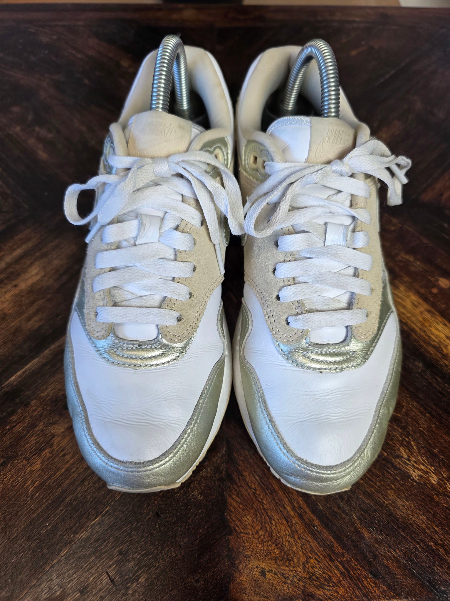 Nike Air Max 1 Metallic Gold maat 38,5