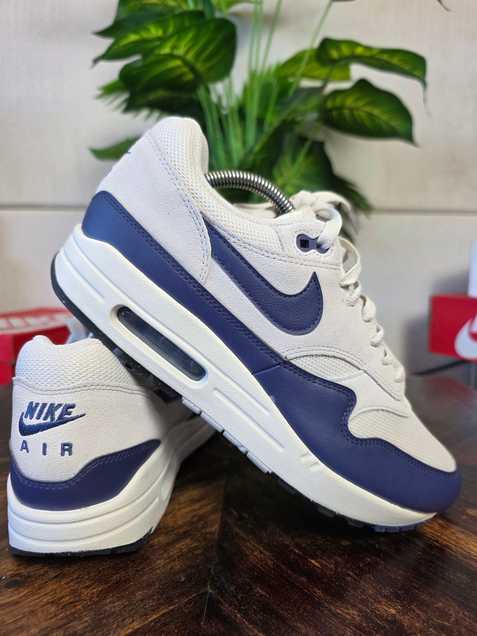 Nike Air Max 1 Essential Sanded Purple maat 43