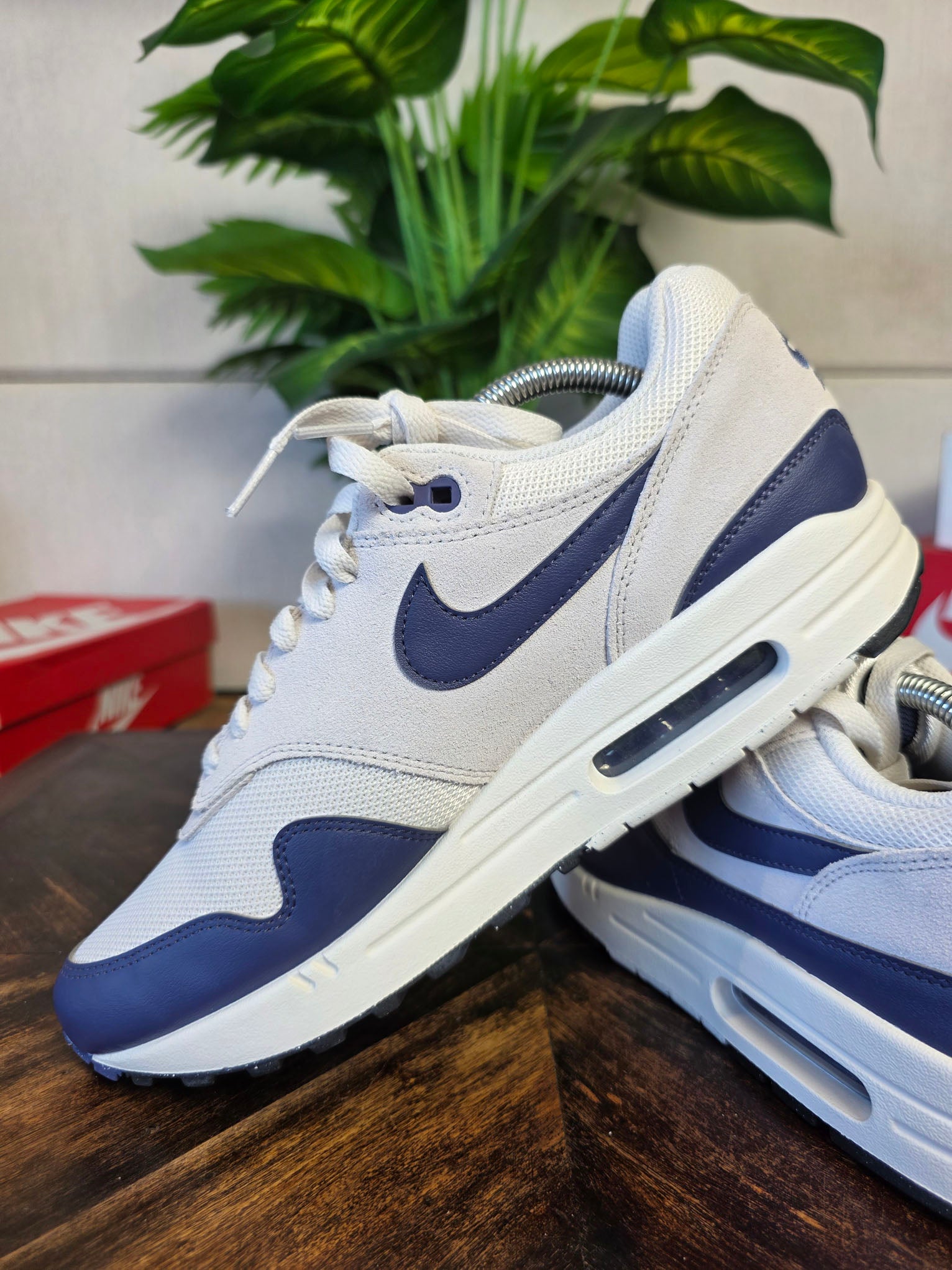 Nike Air Max 1 Essential Sanded Purple maat 43