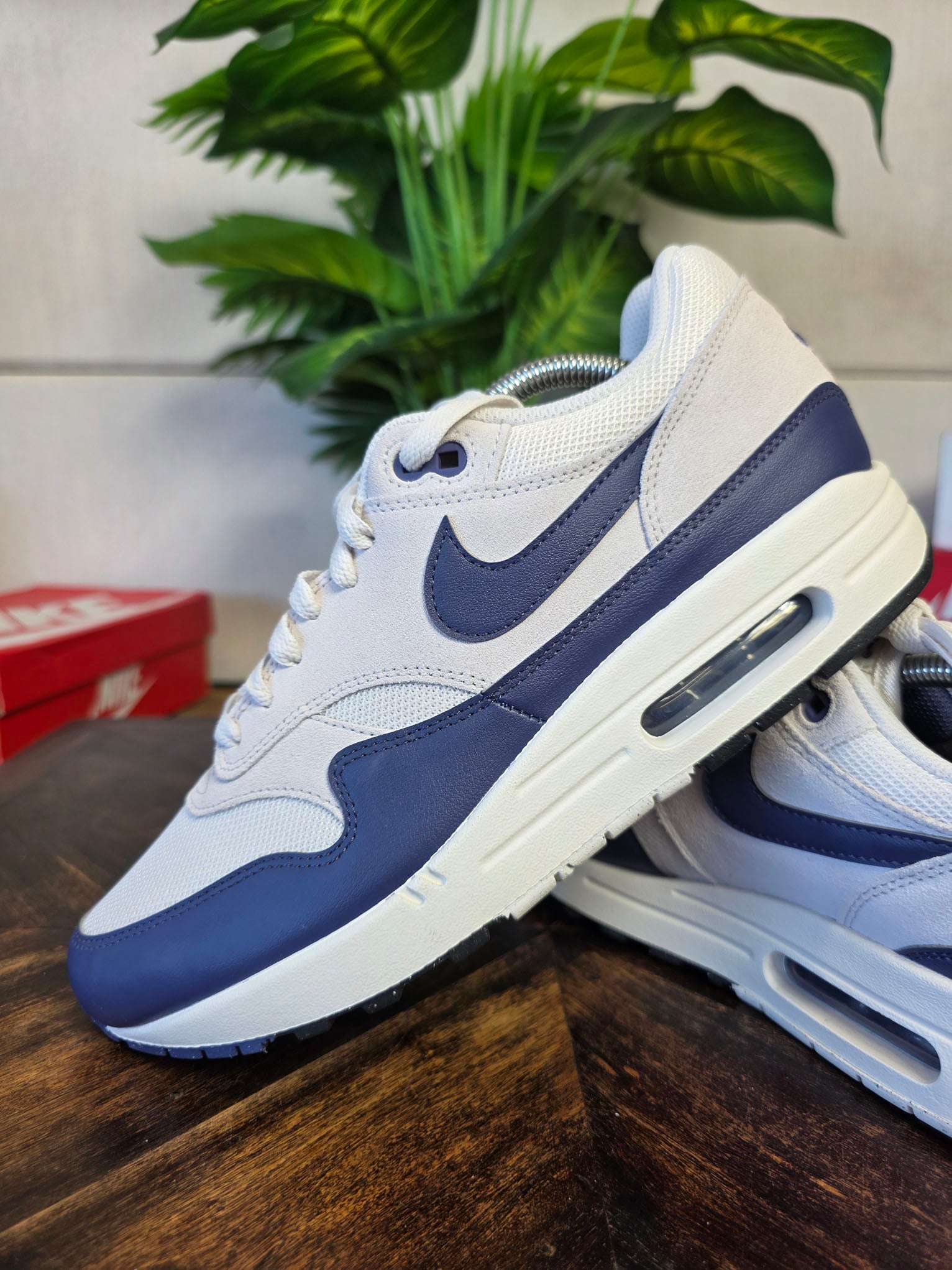 Nike Air Max 1 Essential Sanded Purple maat 43
