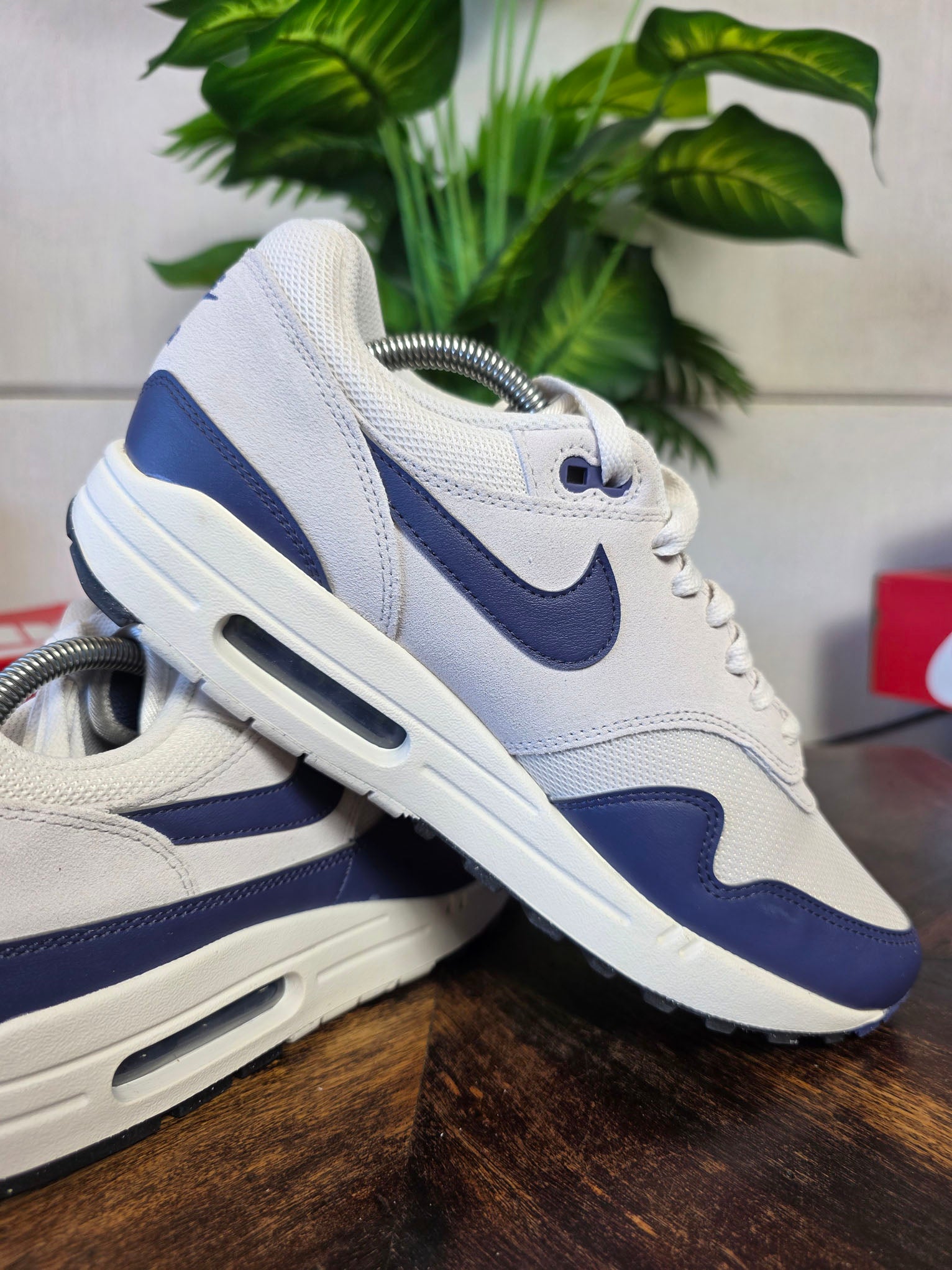 Nike Air Max 1 Essential Sanded Purple maat 43