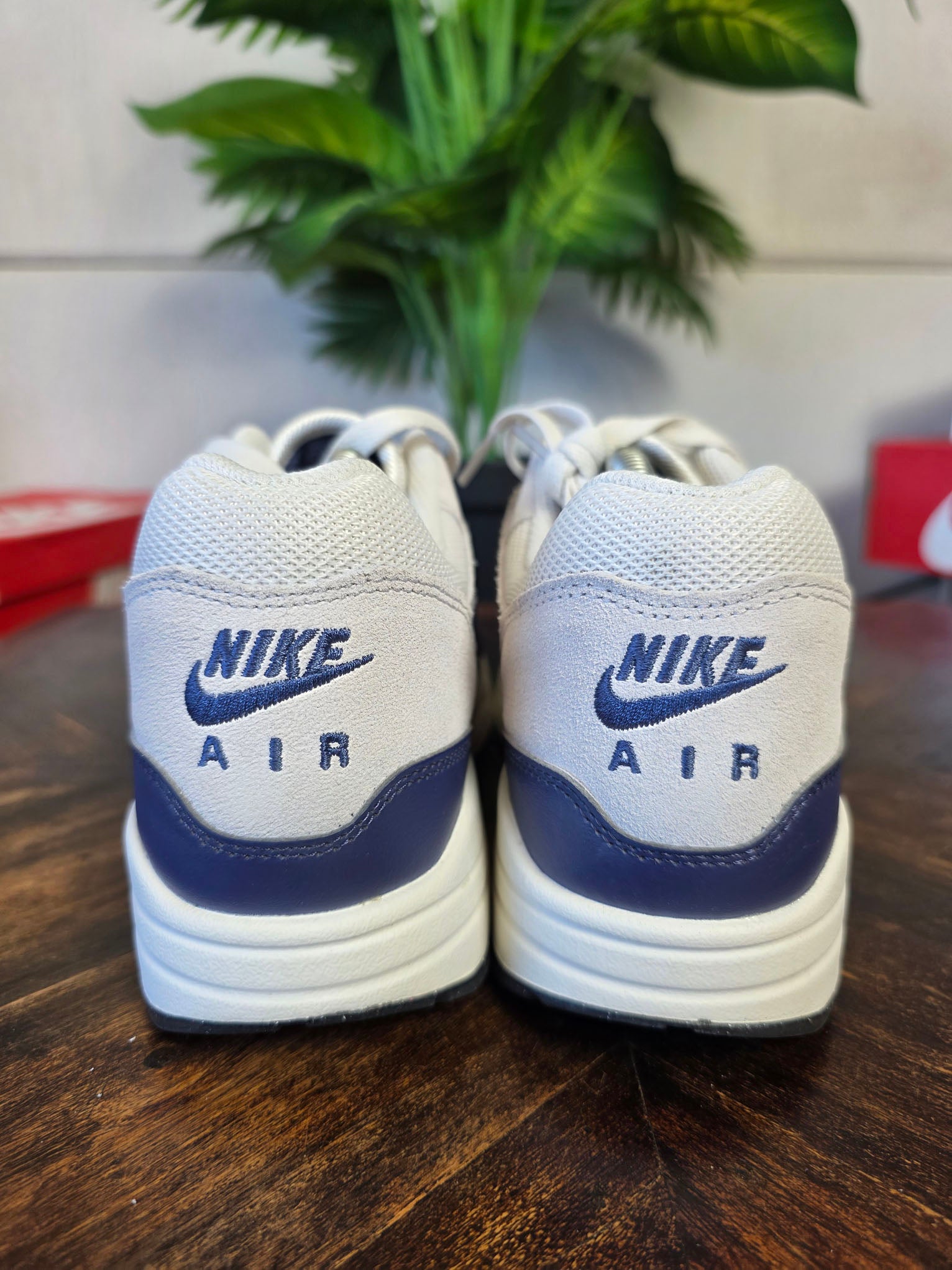 Nike Air Max 1 Essential Sanded Purple maat 43