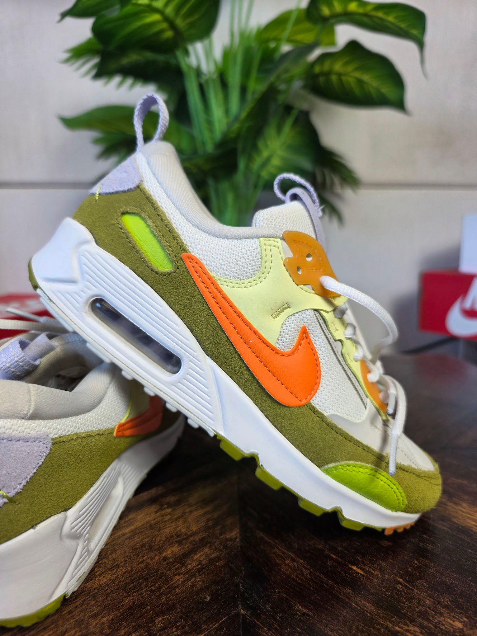 Nike Air Max 90 Futura Bright Mandarin maat 36,5