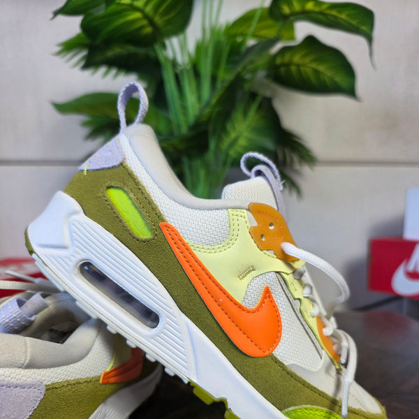 Nike Air Max 90 Futura Bright Mandarin maat 36,5