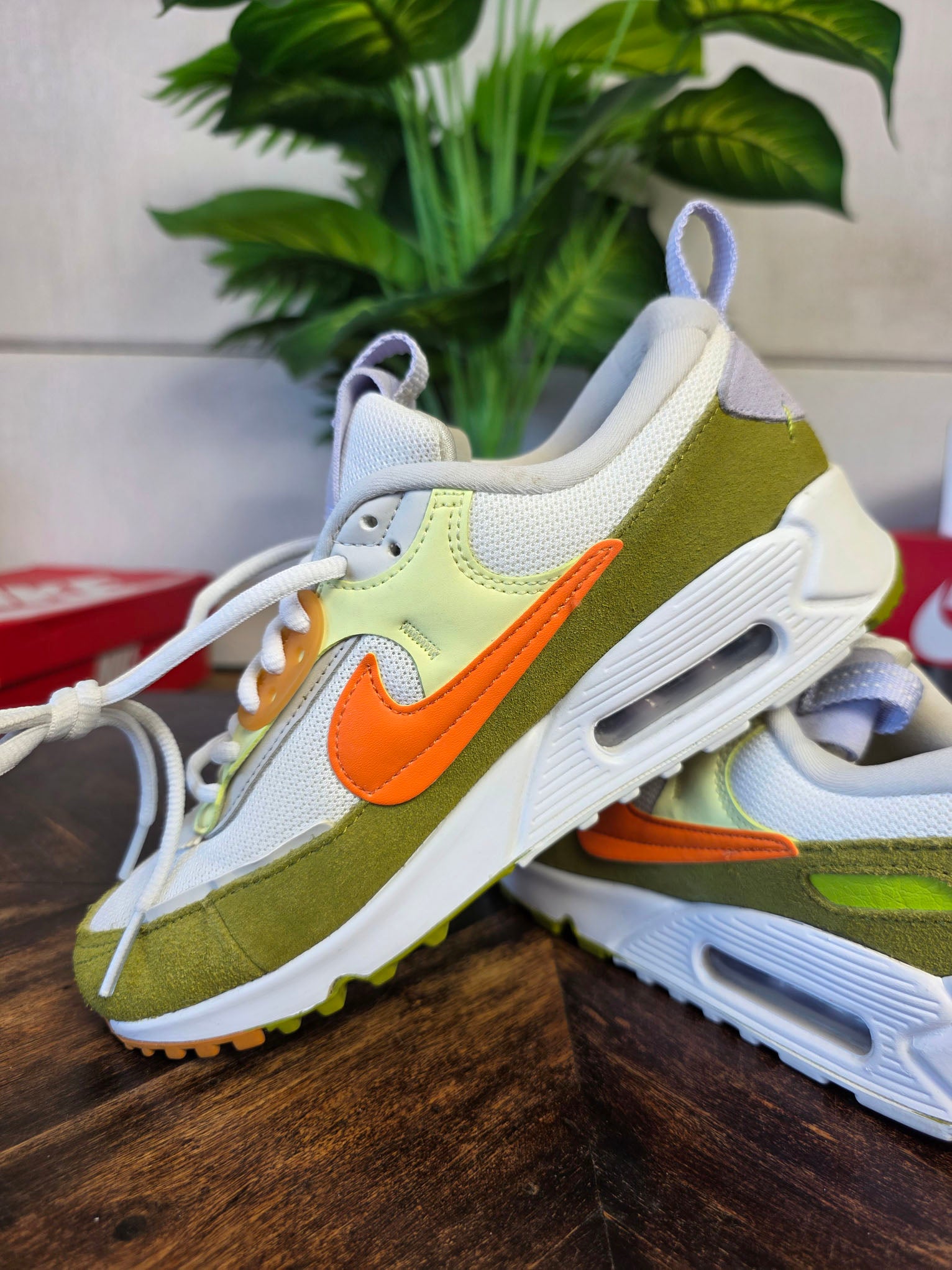 Nike Air Max 90 Futura Bright Mandarin maat 36,5
