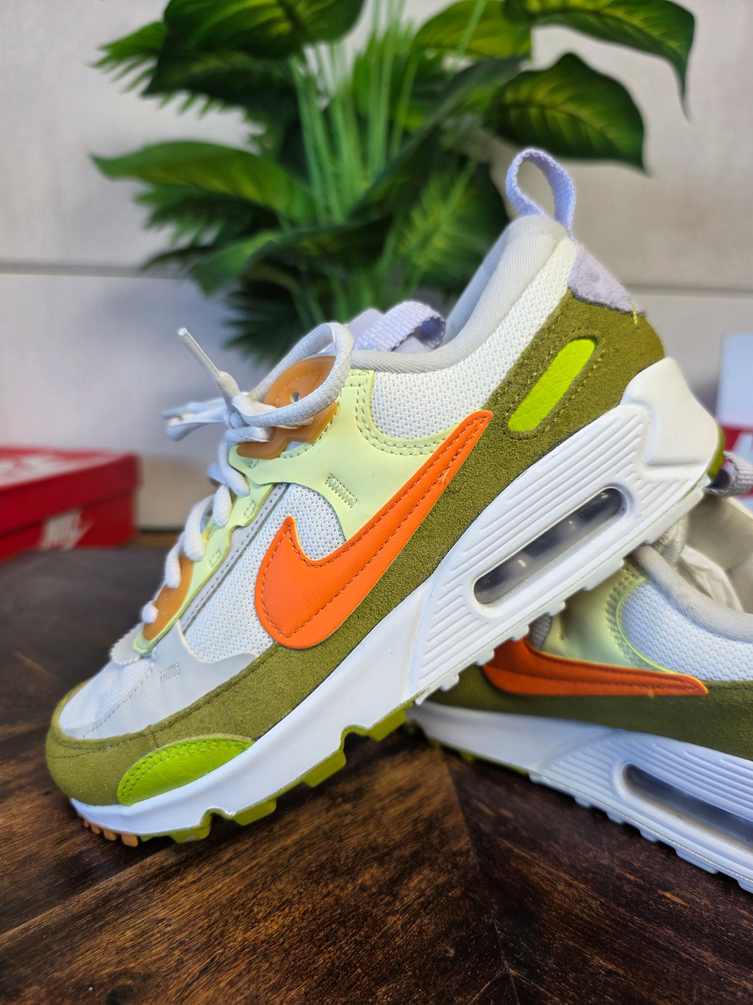 Nike Air Max 90 Futura Bright Mandarin maat 36,5