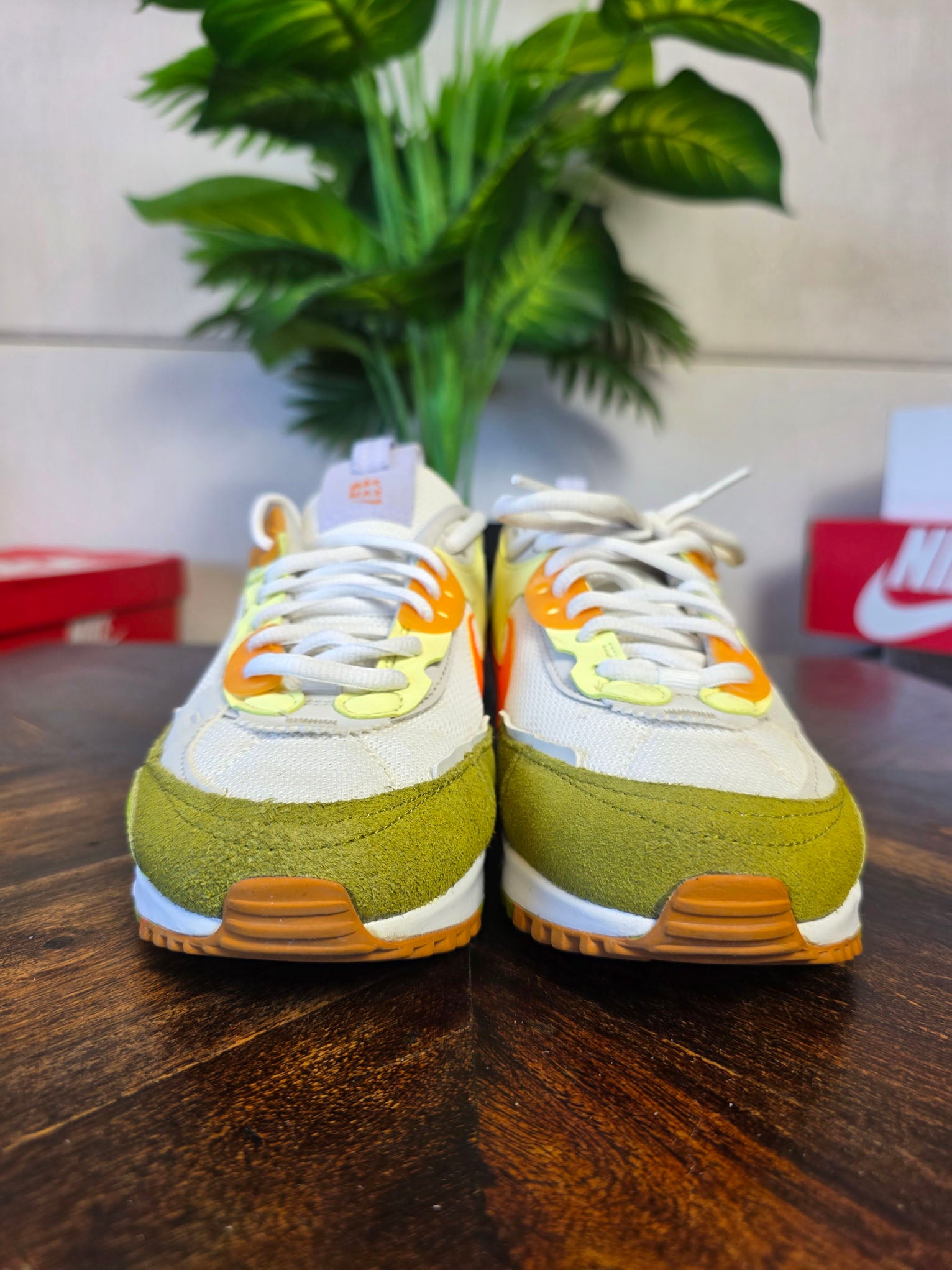 Nike Air Max 90 Futura Bright Mandarin maat 36,5