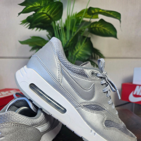 Nike Air Max 1 '86 OG Big Bubble Metallic Silver maat 46