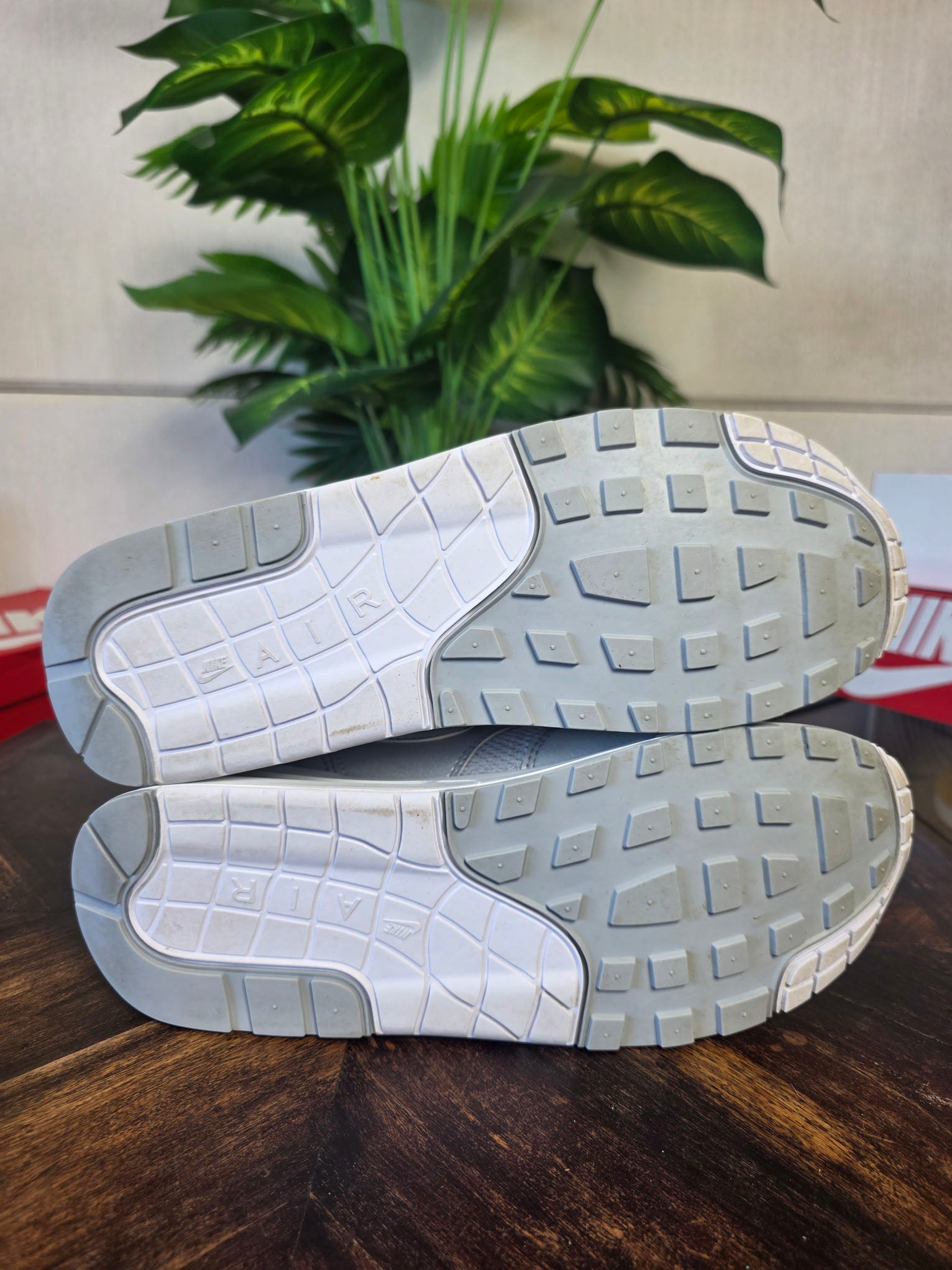 Nike Air Max 1 '86 OG Big Bubble Metallic Silver maat 46
