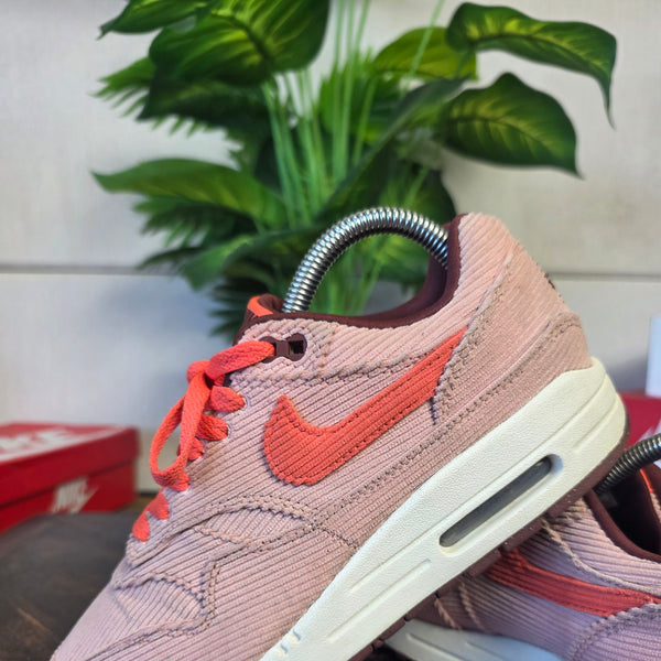 Nike Air Max 1 PRM Corduroy Stardust maat 38