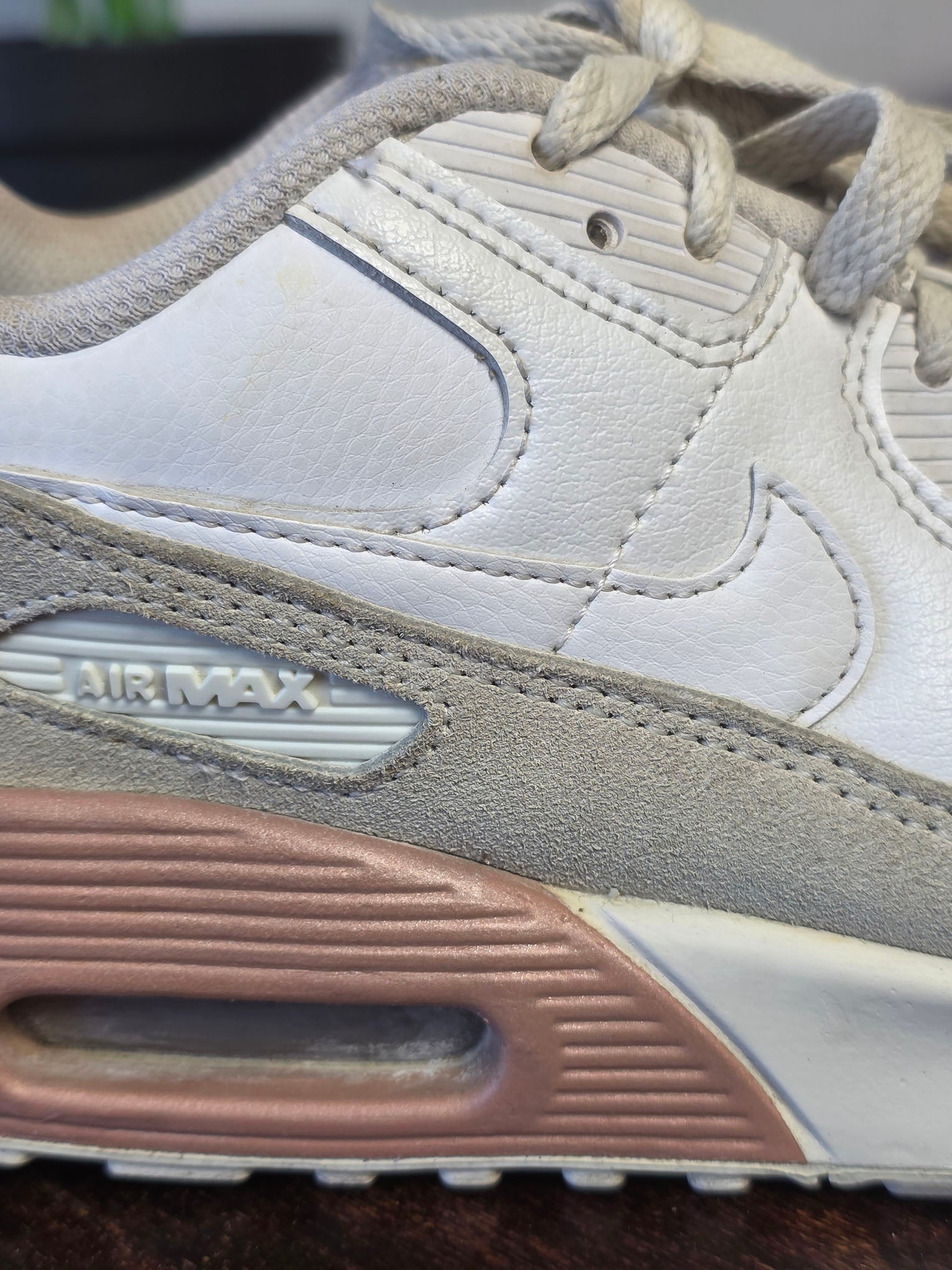 Nike Air Max 90 GS White Metallic Red Bronze maat 40