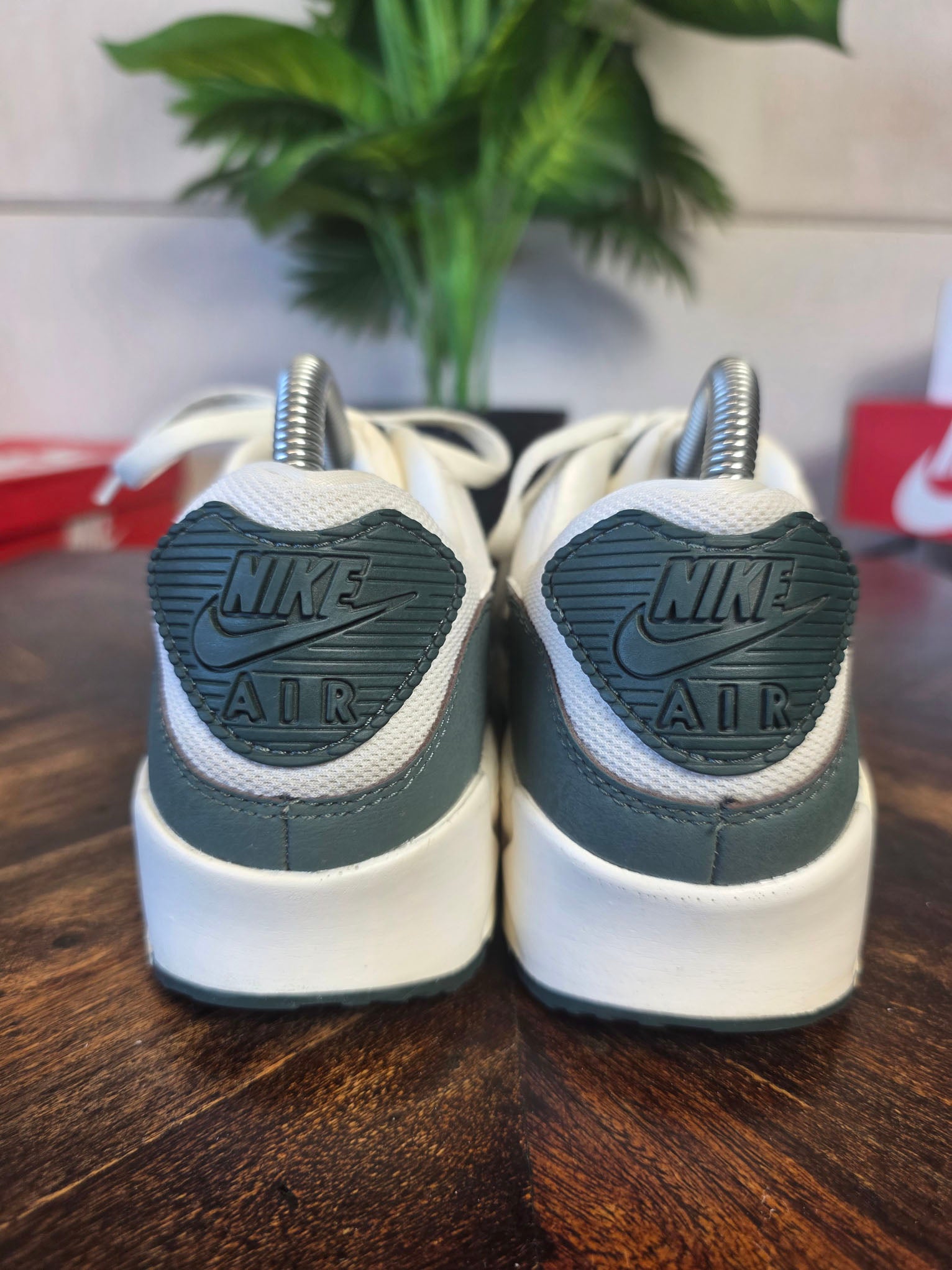 Nike Air Max 90 Vintage Green maat 39