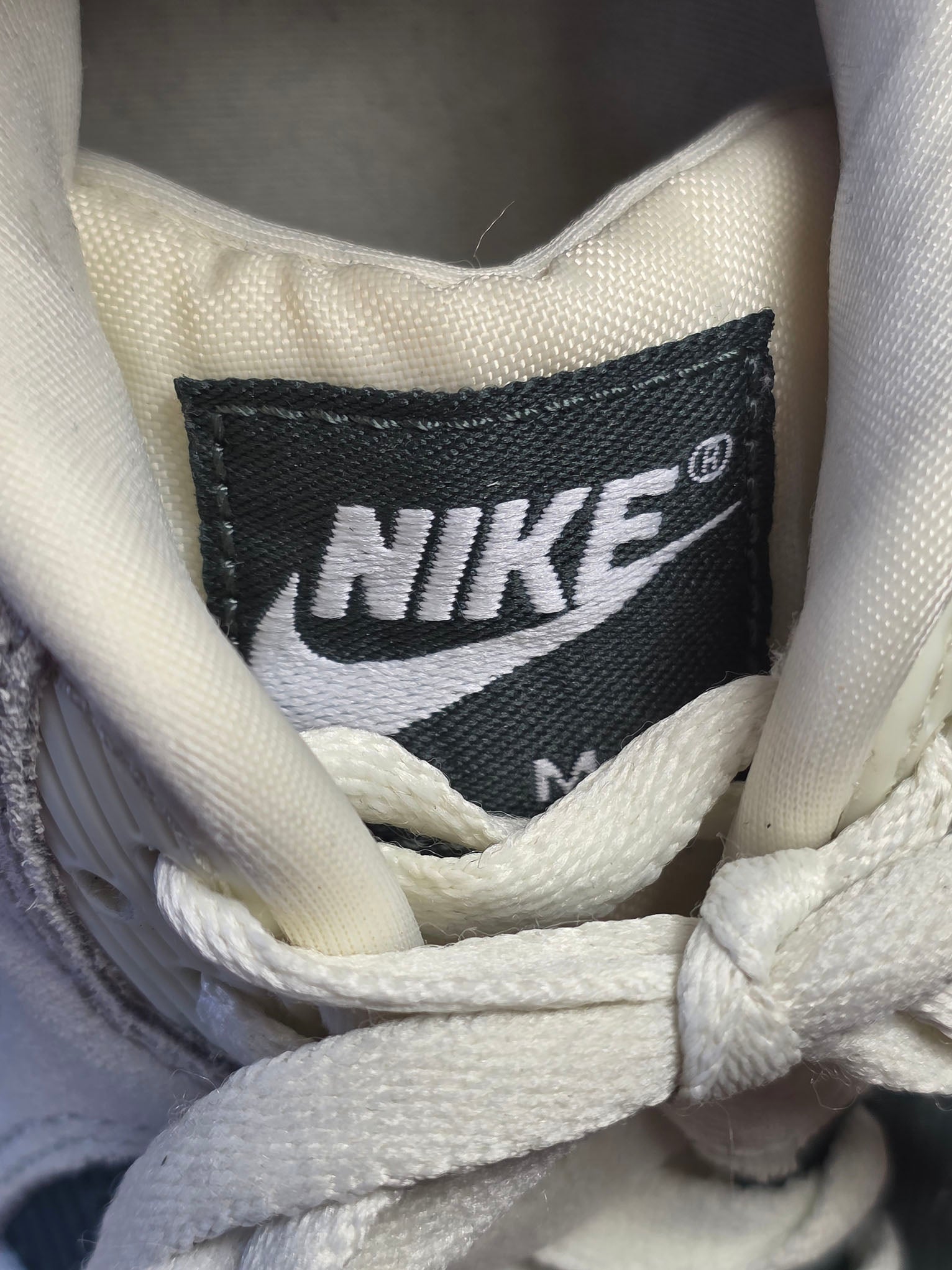 Nike Air Max 90 Vintage Green maat 39