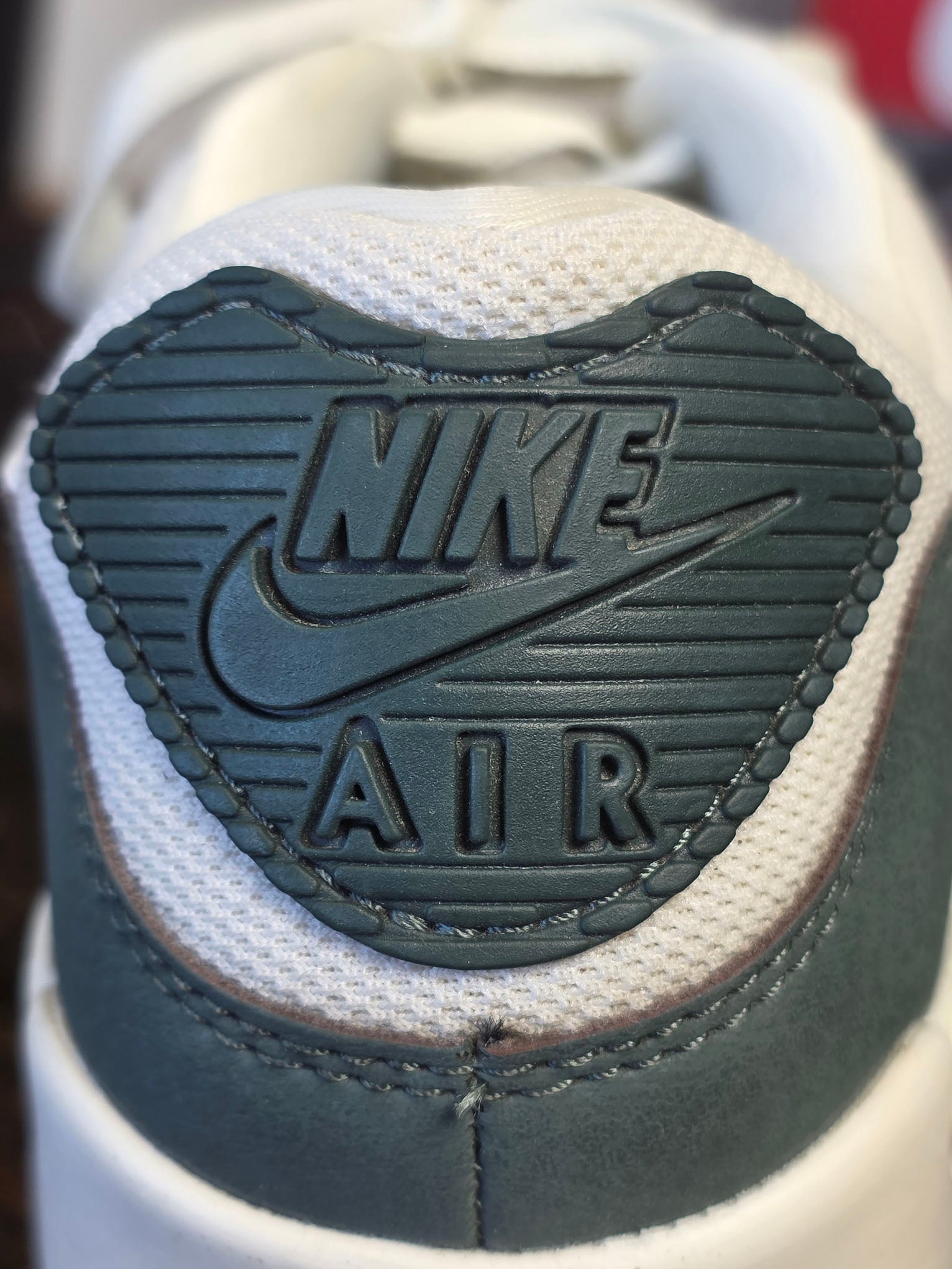 Nike Air Max 90 Vintage Green maat 39