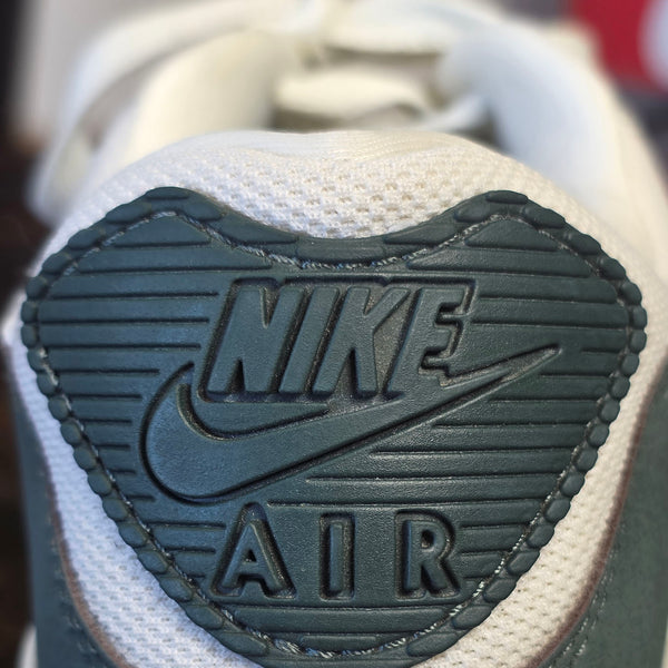 Nike Air Max 90 Vintage Green maat 39