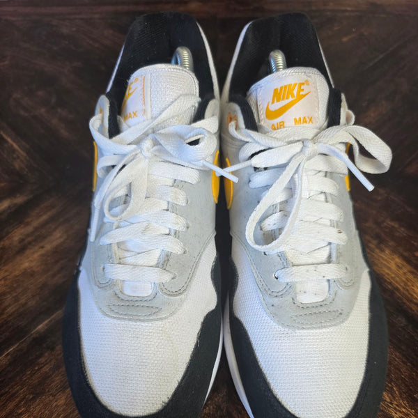 Nike Air Max 1 University Gold maat 43