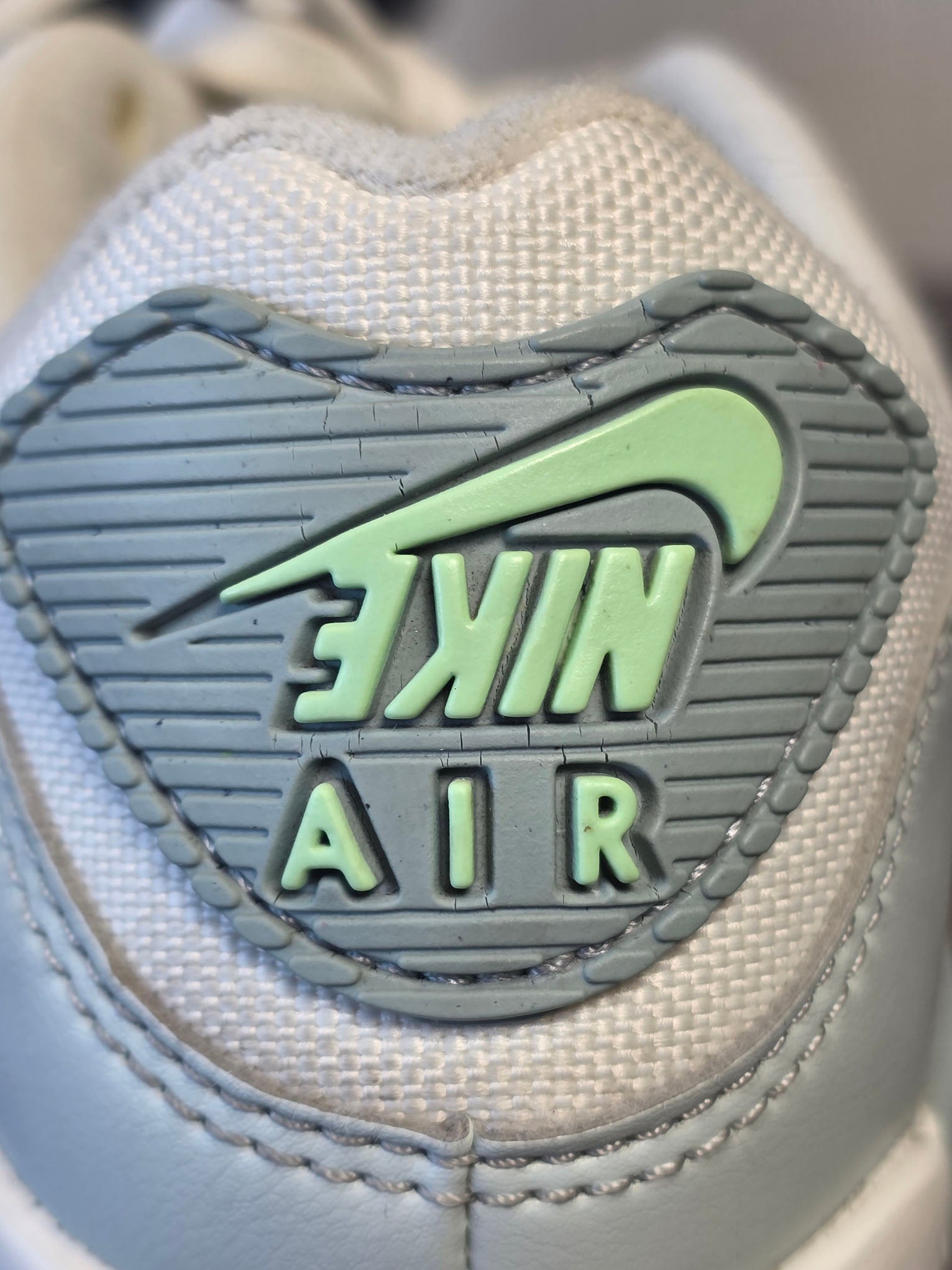 Nike Air Max 90 SE Molten Metal maat 36,5