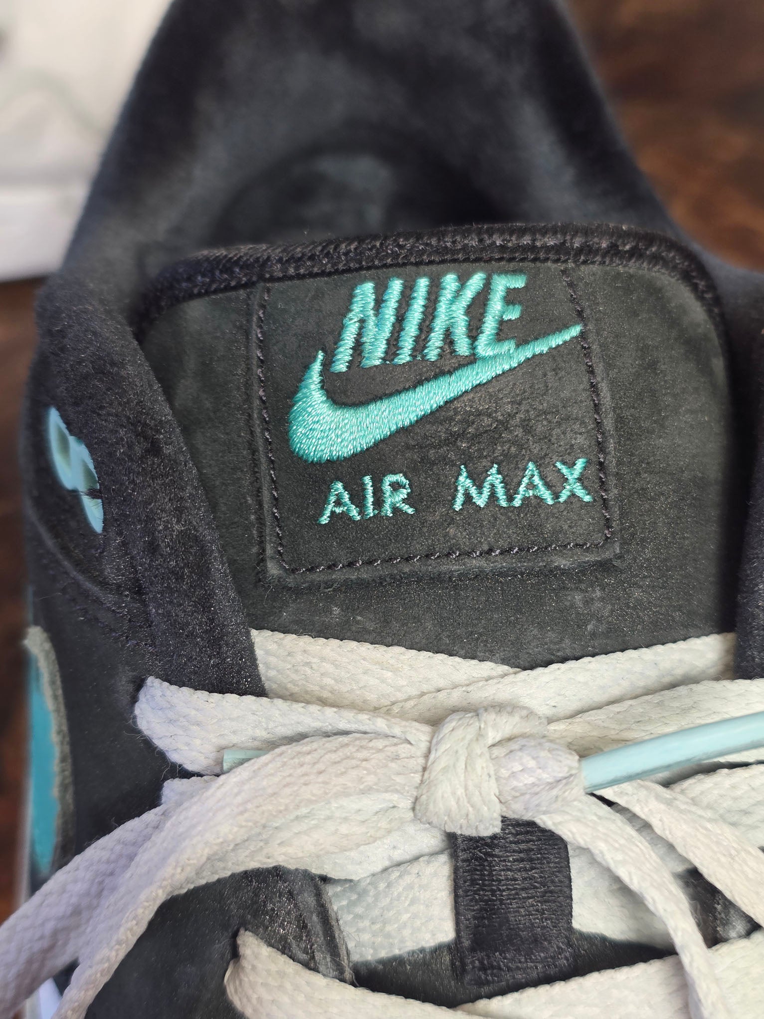 Nike Air Max 1 White Black Blue maat 44,5