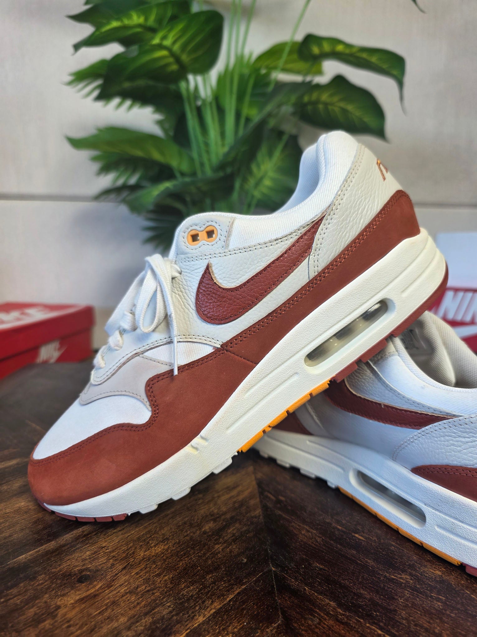 Nike Air Max 1 LX Rugged Orange maat 45
