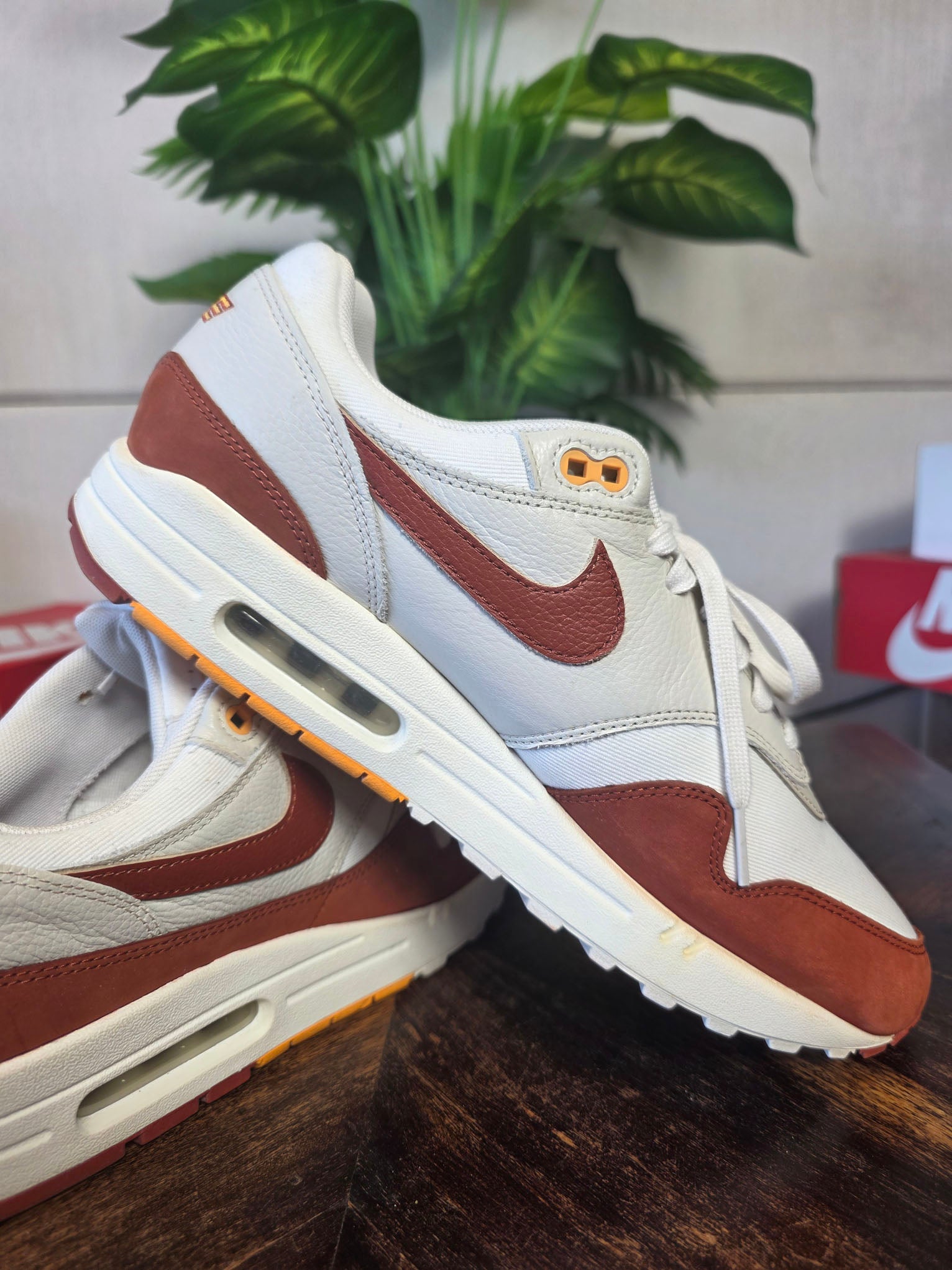 Nike Air Max 1 LX Rugged Orange maat 45