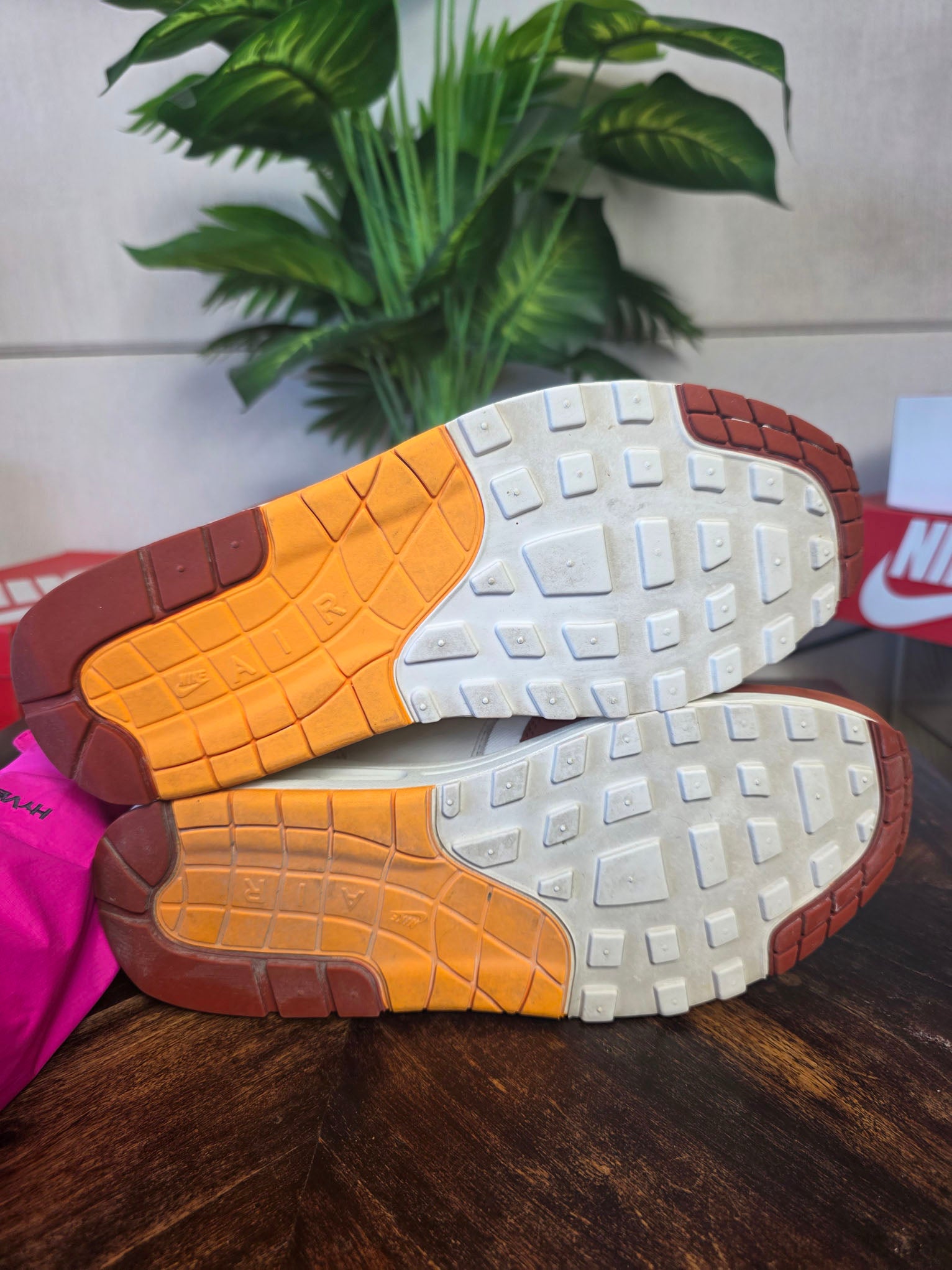 Nike Air Max 1 LX Rugged Orange maat 45