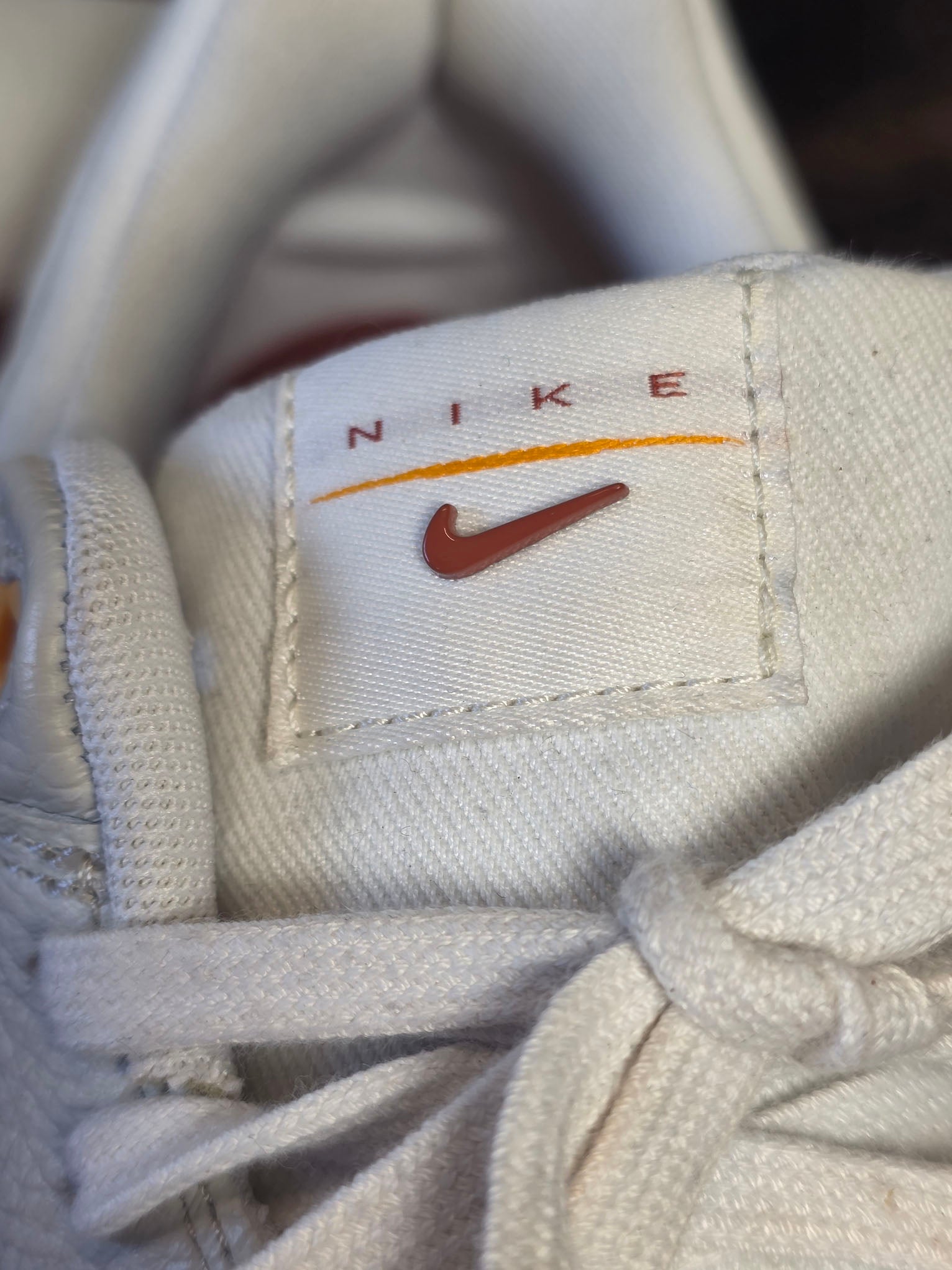 Nike Air Max 1 LX Rugged Orange maat 45