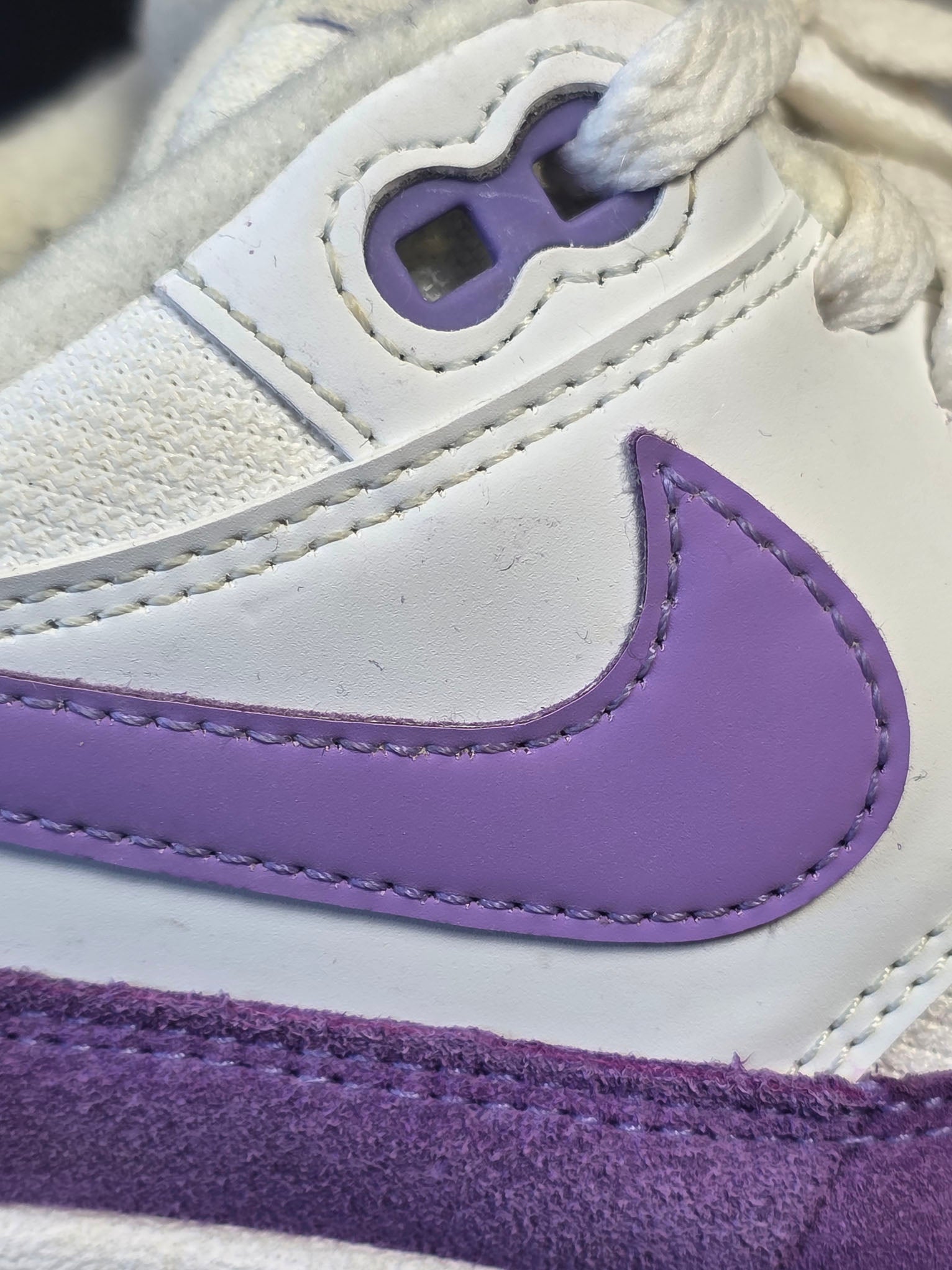 Nike Air Max 1 Atomic Violet maat 40,5