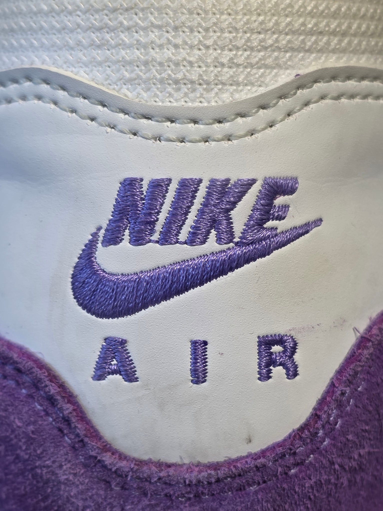 Nike Air Max 1 Atomic Violet maat 40,5