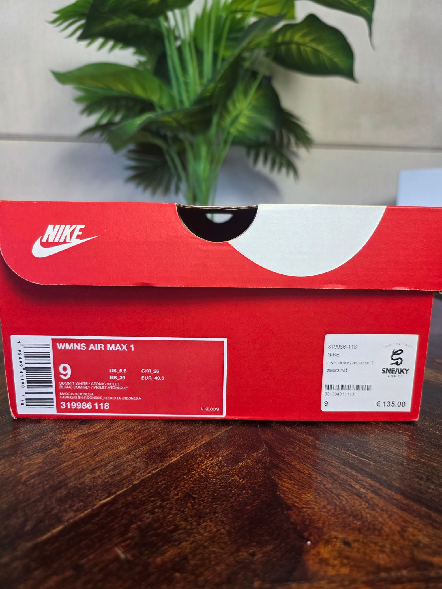 Nike Air Max 1 Atomic Violet maat 40,5