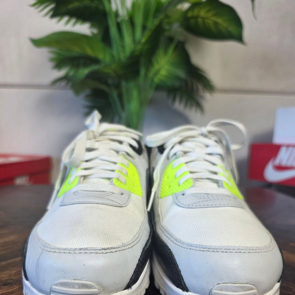 Nike Air Max 90 Gore-Tex Volt maat 41