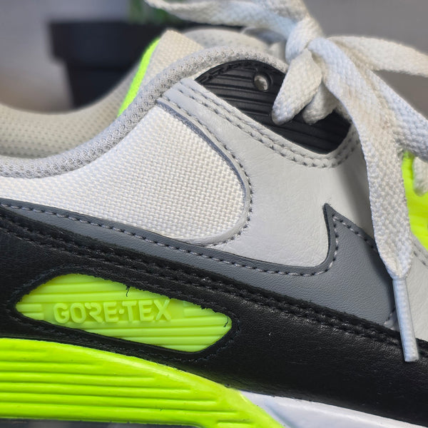 Nike Air Max 90 Gore-Tex Volt maat 41