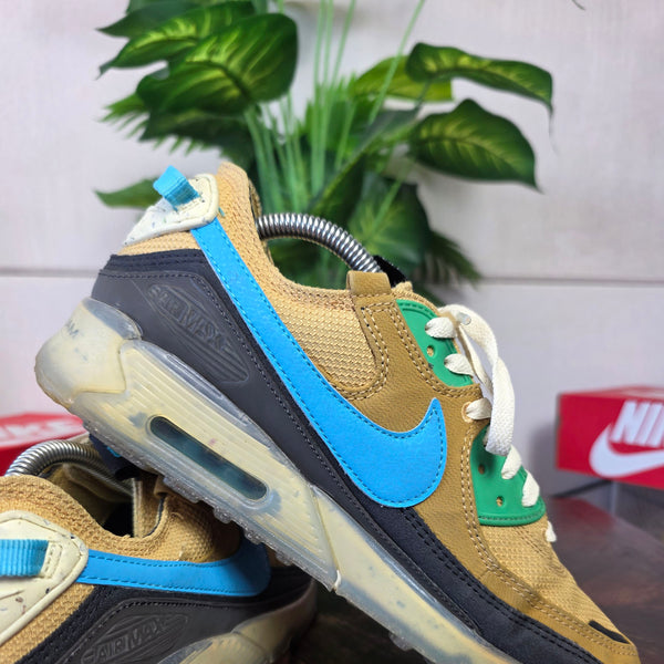Nike Air Max 90 Terrascape Wheat Gold maat 42,5