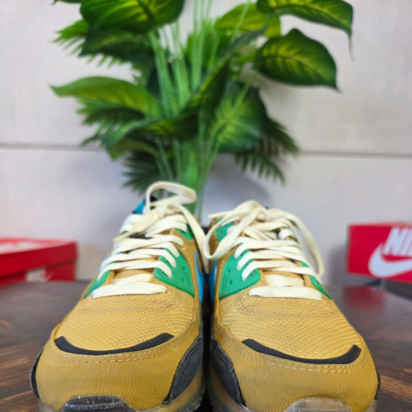 Nike Air Max 90 Terrascape Wheat Gold maat 42,5