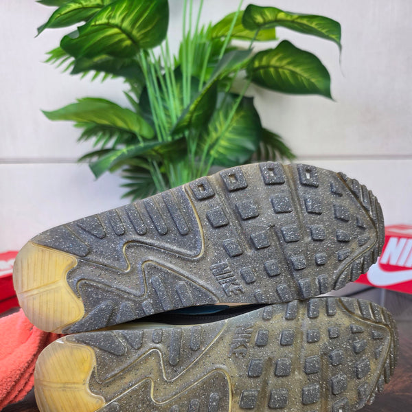 Nike Air Max 90 Terrascape Wheat Gold maat 42,5