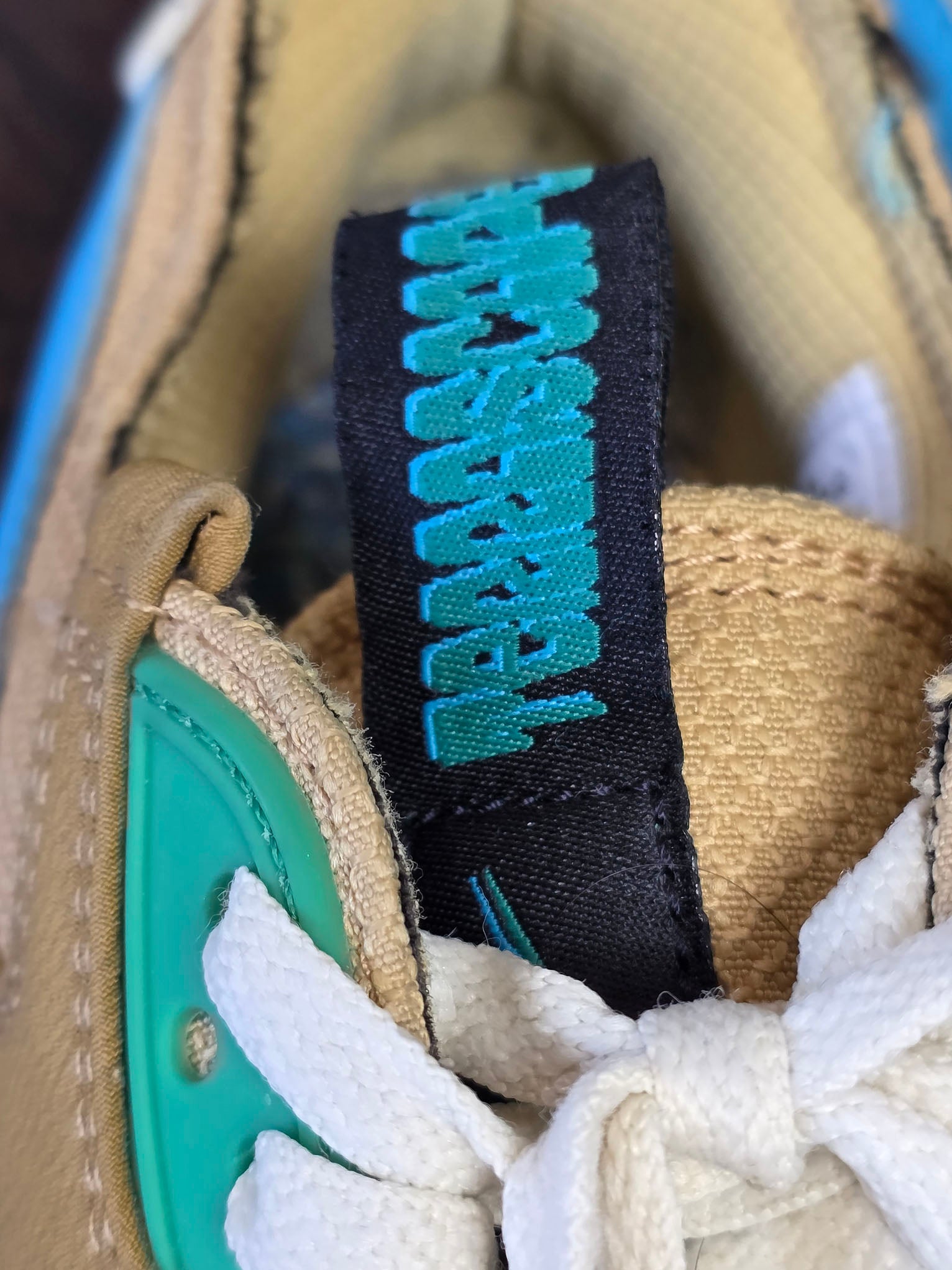 Nike Air Max 90 Terrascape Wheat Gold maat 42,5