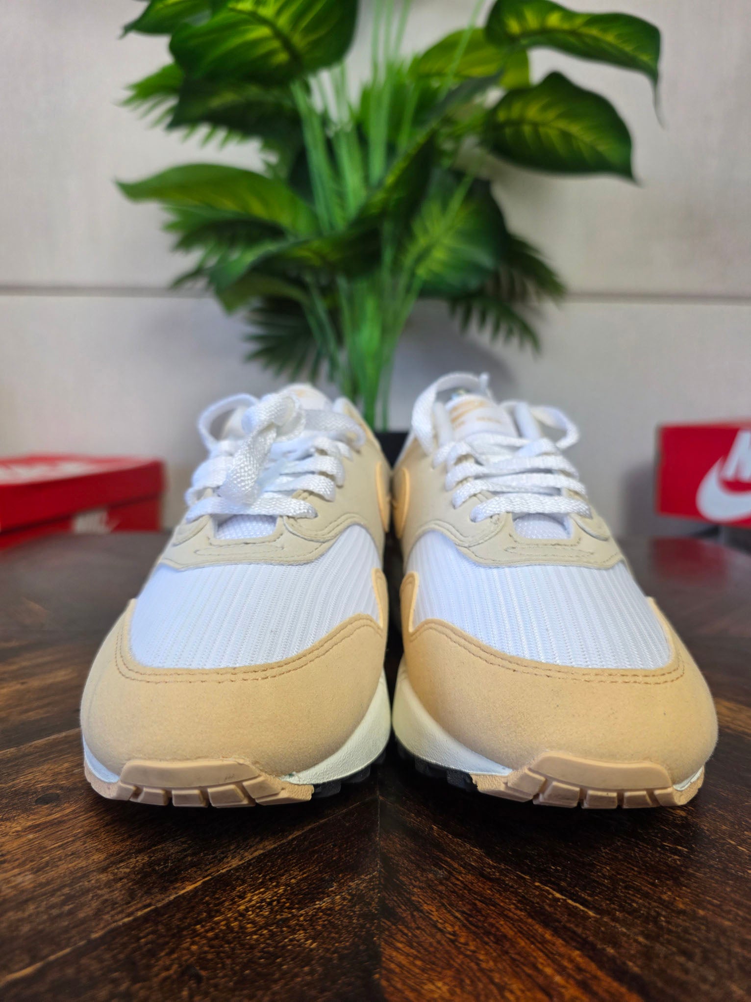 Nike Air Max 1 Light Orewood Brown maat 40,5