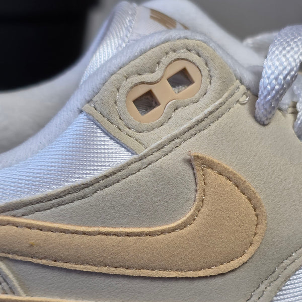 Nike Air Max 1 Light Orewood Brown maat 40,5