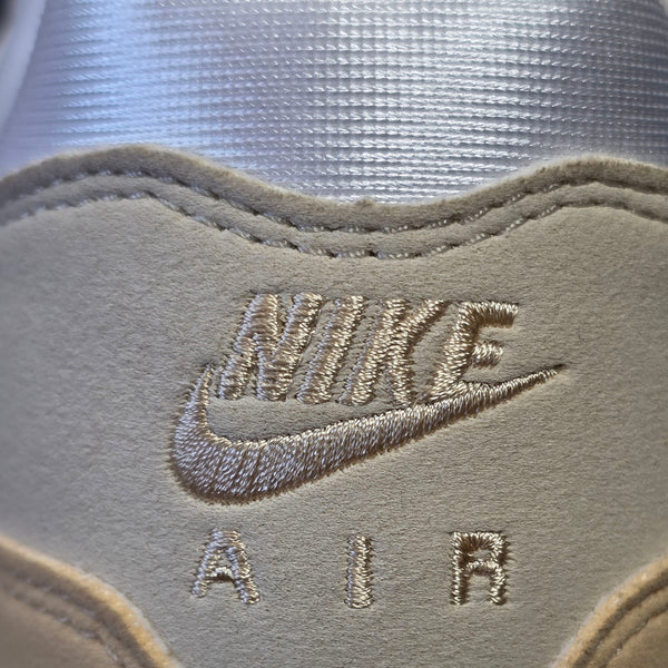 Nike Air Max 1 Light Orewood Brown maat 40,5