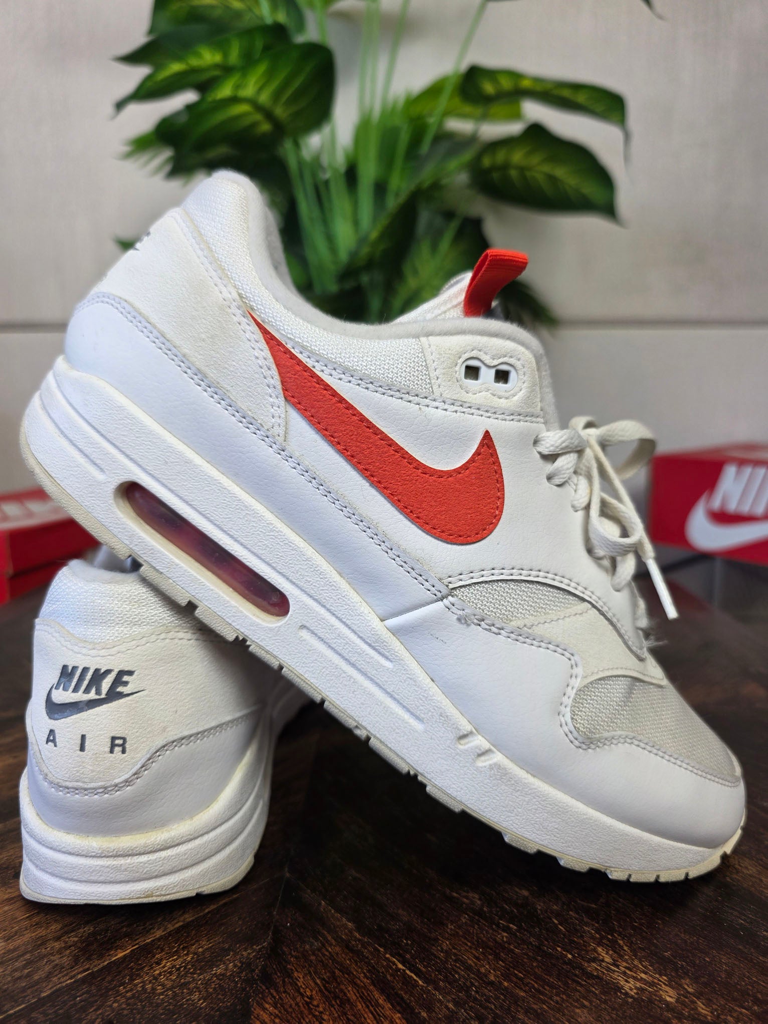 Nike Air Max 1 Tongue Tab White Team Orange maat 46