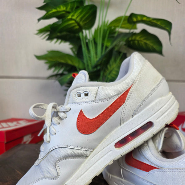 Nike Air Max 1 Tongue Tab White Team Orange maat 46