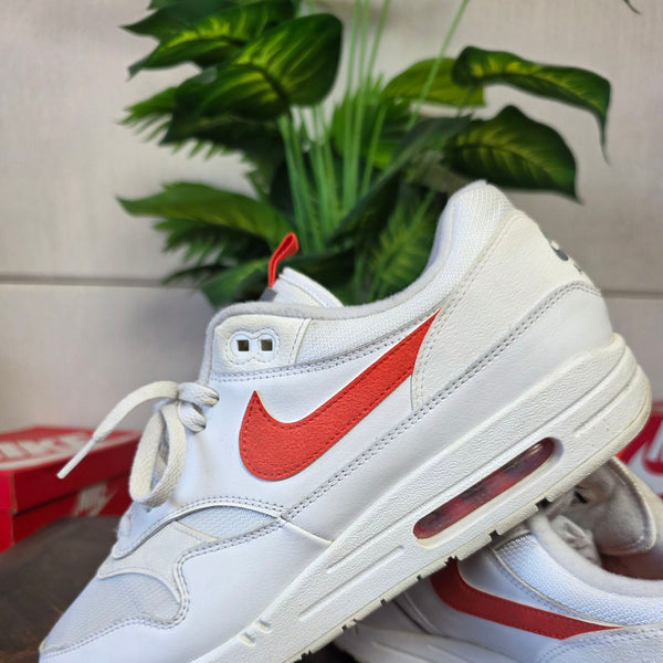 Nike Air Max 1 Tongue Tab White Team Orange maat 46