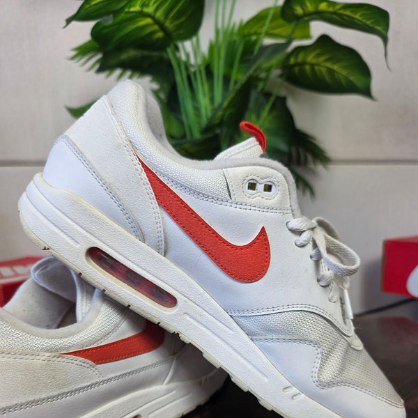 Nike Air Max 1 Tongue Tab White Team Orange maat 46