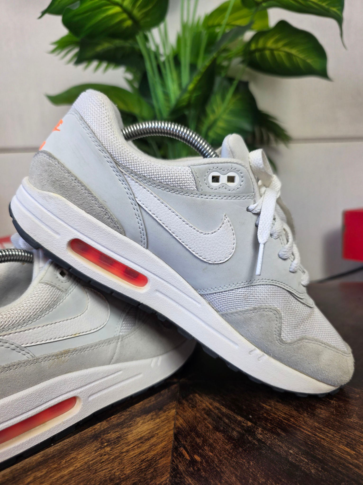 Nike Air Max 1 Pure Platinum Orange maat 42,5