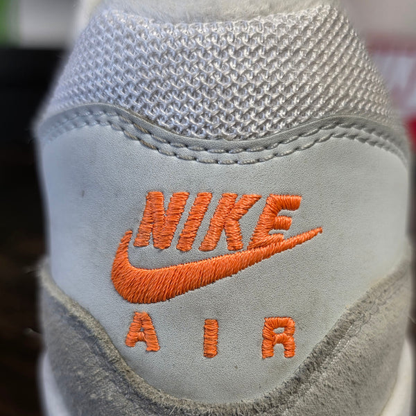 Nike Air Max 1 Pure Platinum Orange maat 42,5