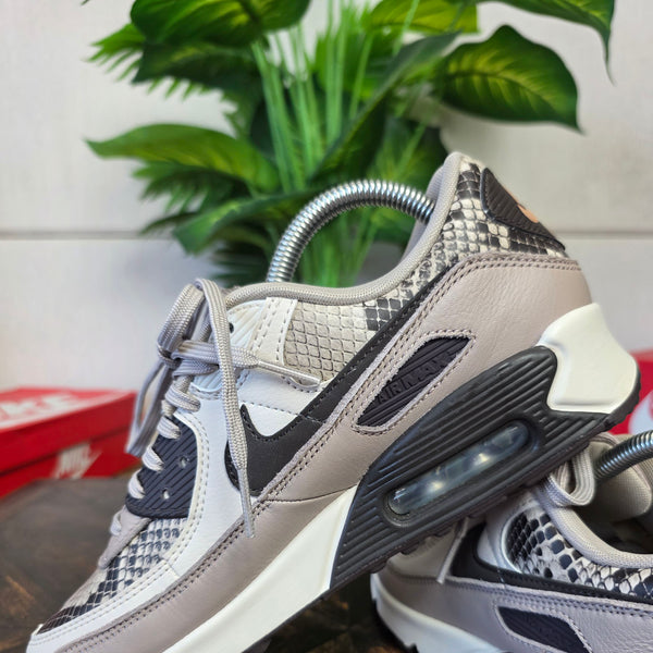 Nike Air Max 90 SE Snakeskin maat 39