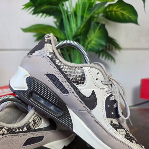 Nike Air Max 90 SE Snakeskin maat 39