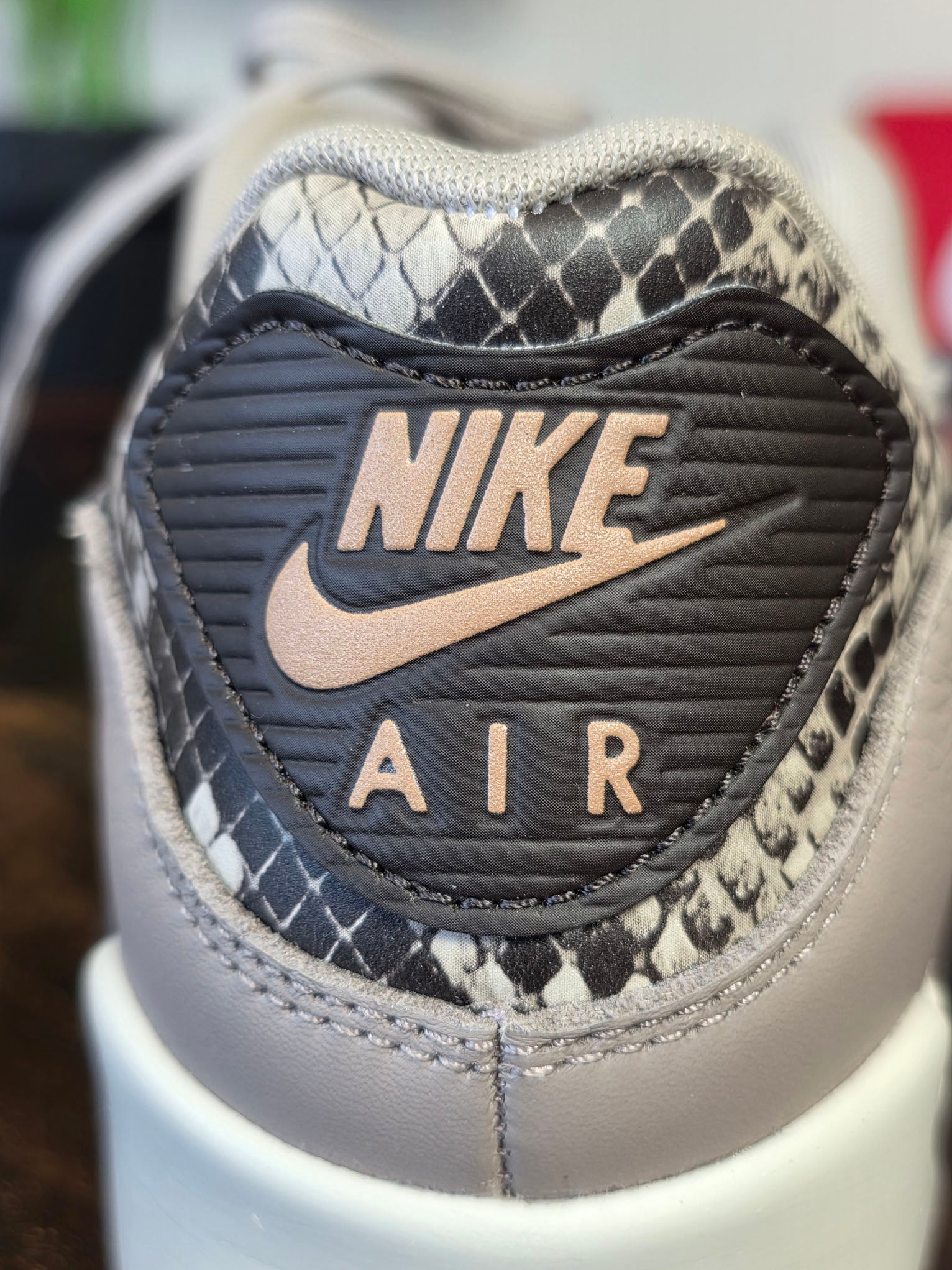 Nike Air Max 90 SE Snakeskin maat 39